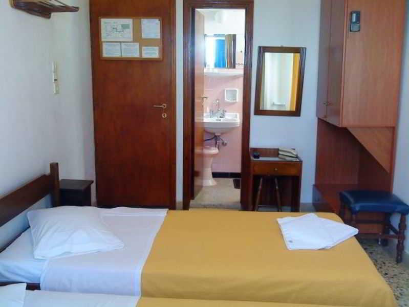 Kythereia Hotel Agia Pelagia  ภายนอก รูปภาพ